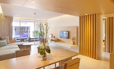 2 BEDROOM | ACE SUITE POOL ACCESS