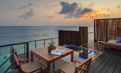 Honeymoon Villas with Private Pool & Jacuzzi