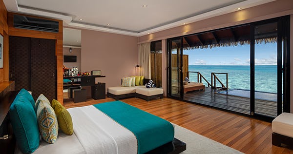 adaaran-prestige-vadoo-maldives-sunrise-pool-jacuzzi-water-villas-02_210