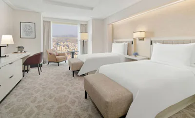 Deluxe Room Twin City View