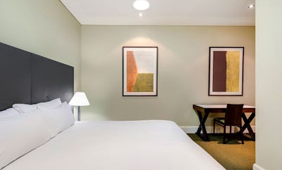 PREMIER GRAND 1 BEDROOM KING OR TWIN