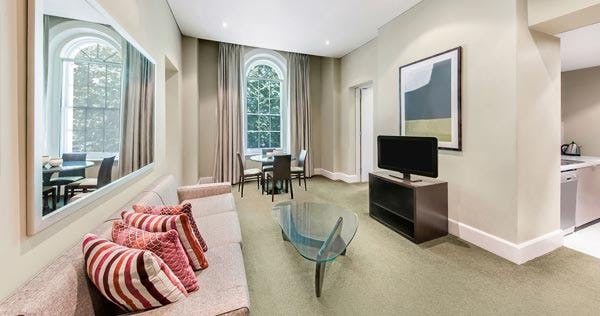 adina-apartment-hotel-adelaide-treasury-premier-grand-2-bedroom-king-or-twin-03_7911