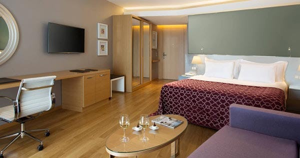 akra-hotel-antalya-grand-deluxe-sea-view-room_10785