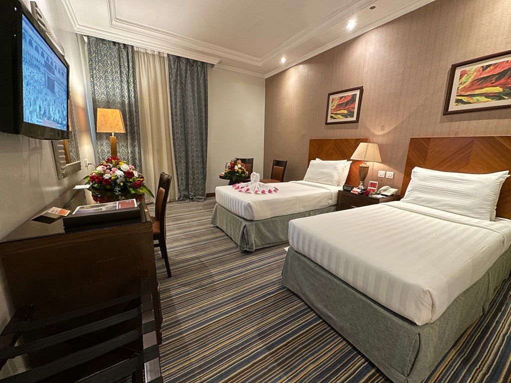 al-massa-grand-hotel-makkah-saudi-arabia-the-massa-dar-alfaiezeen-01_12093