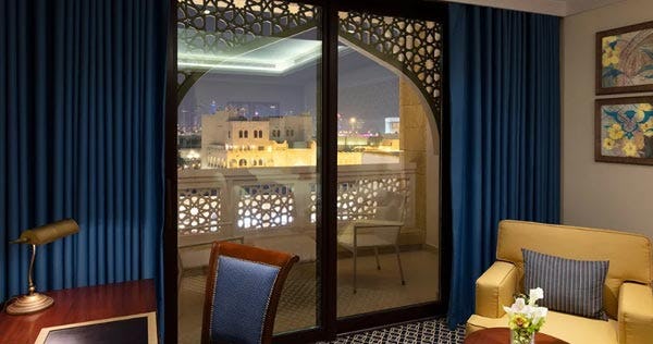 DELUXE SOUQ PIAZZA VIEW ROOM