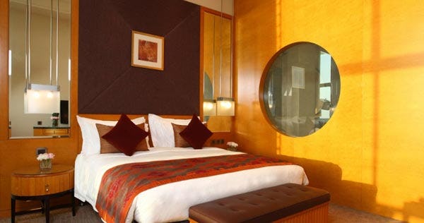al-raha-beach-hotel-abu-dhabi-deluxe-gulf-view-room_2139