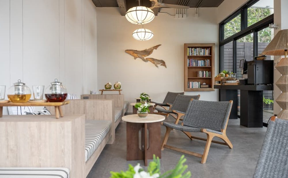 aleenta-phuket-phang-nga-resort-and-spa-phuket-the-club-at-aleenta-01_153