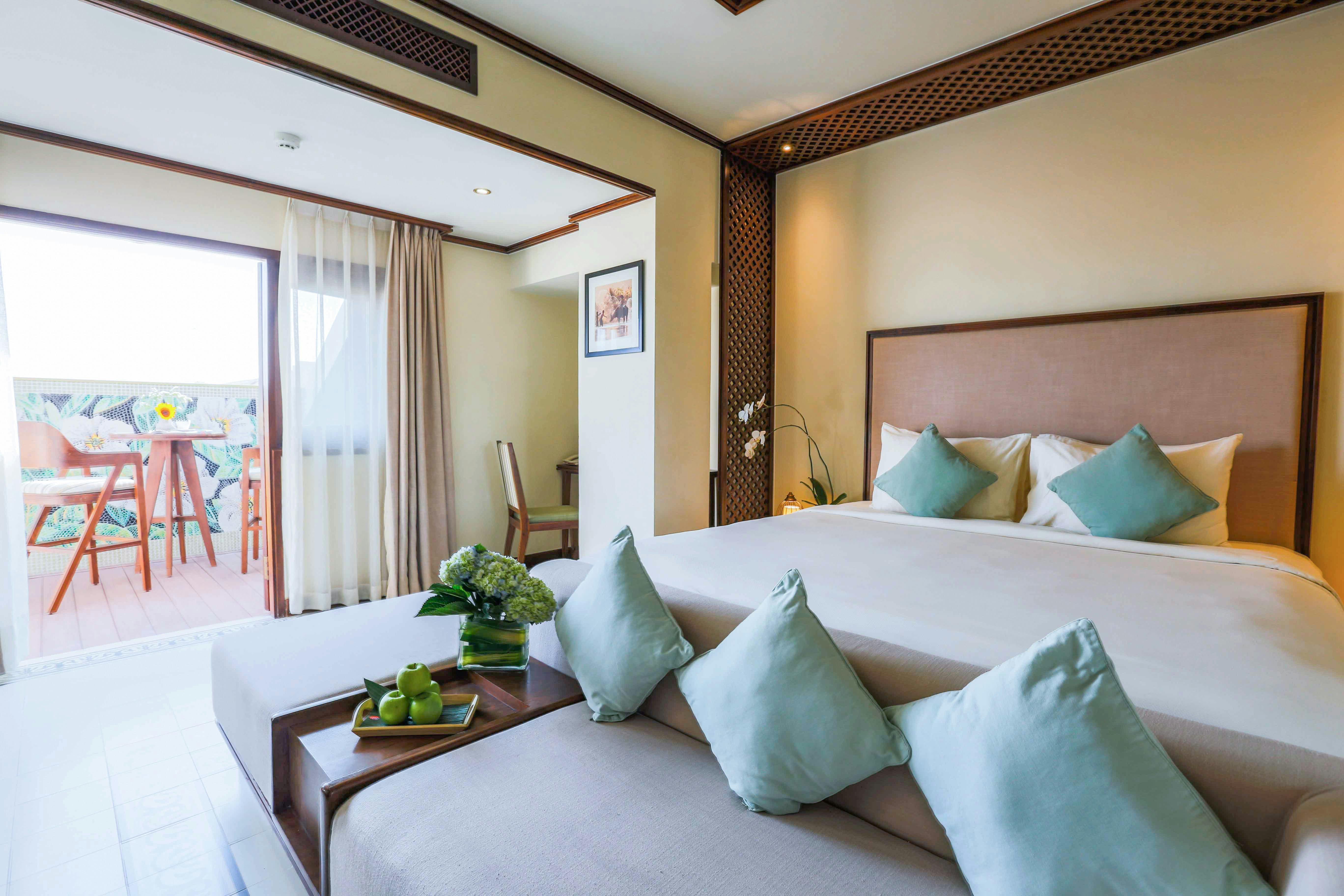 Rooftop Jacuzzi Suite