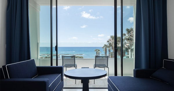 Family 2 Junior Veranda