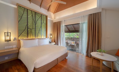 Deluxe Thai Village Wing