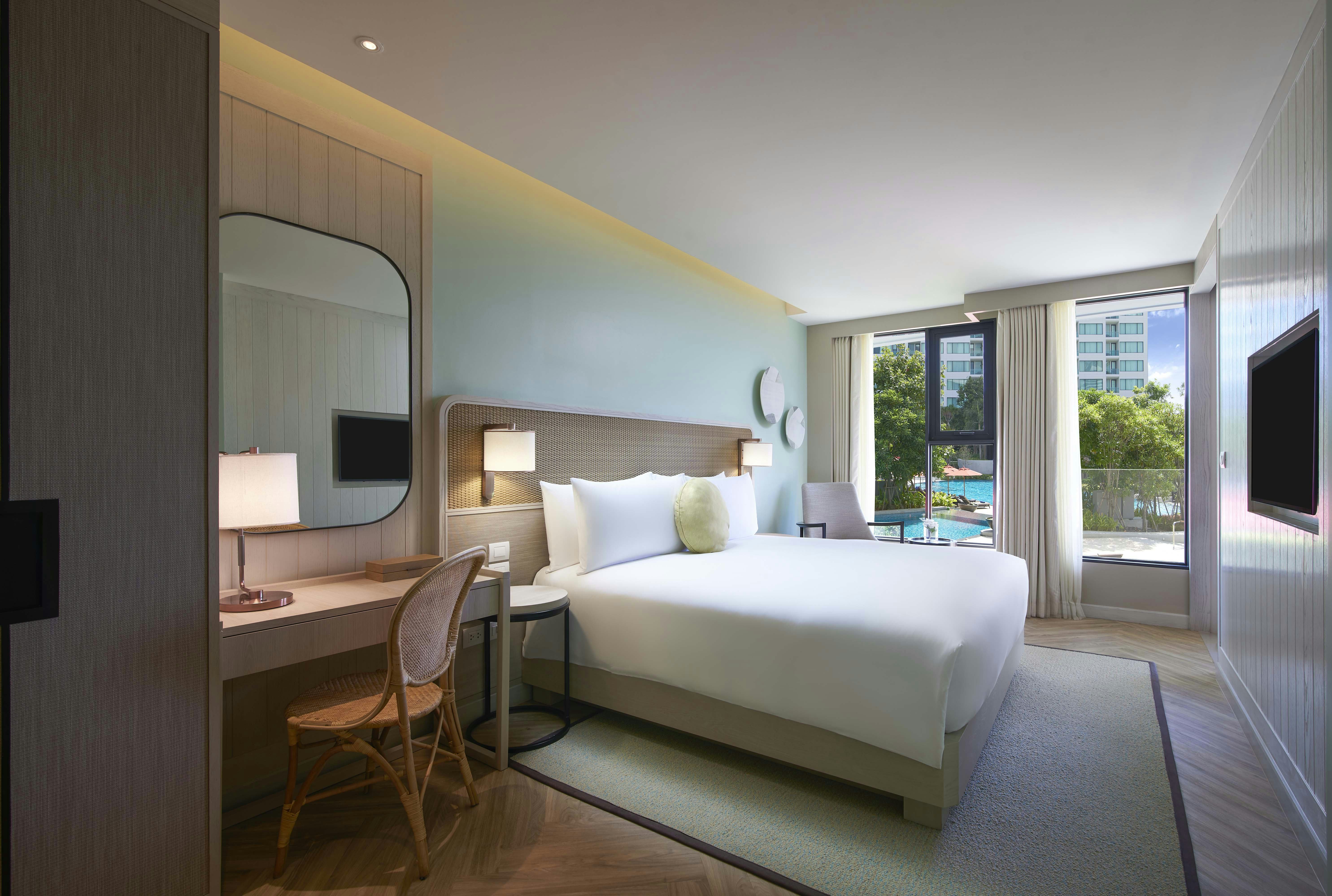 Amari Suite Poolside