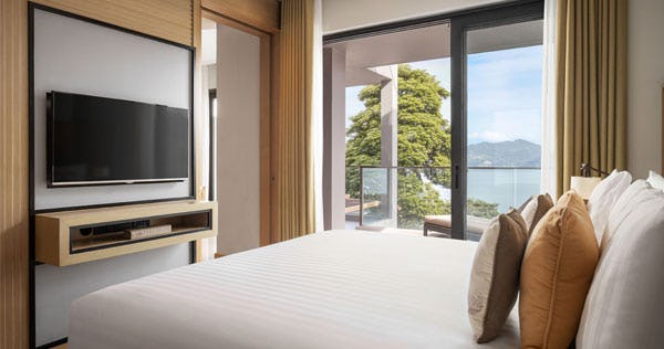 amari-phuket-club-one-bedroom-suite-ocean-view-balcony_155