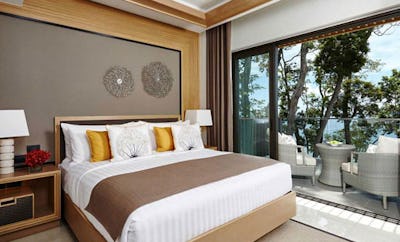 Club Two Bedroom Suite Ocean View Balcony