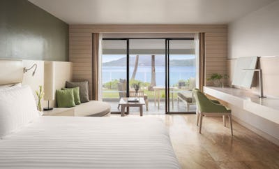 One Bedroom Deluxe Suite Ocean Front Balcony