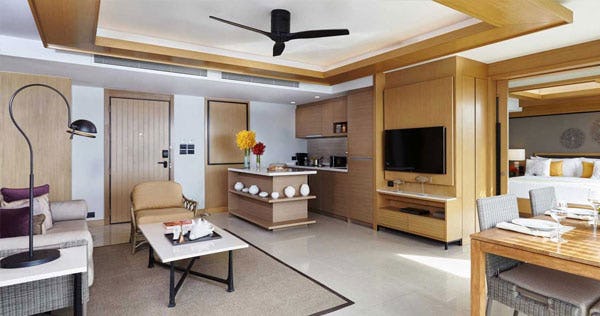 amari-phuket-two-bedroom-suite-ocean-coral-lounge-04_155