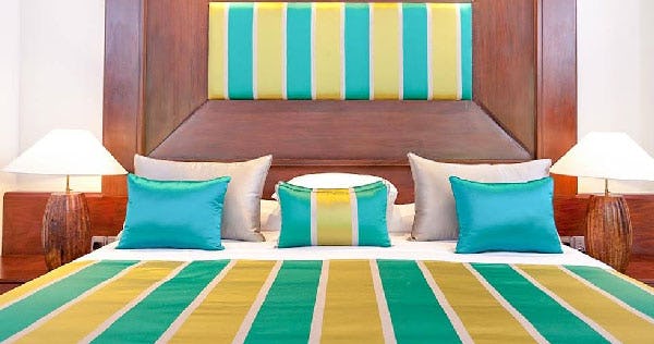 DELUXE SUITE WITH PLUNGE POOL