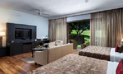 SIGNATURE FAMILY SUITE