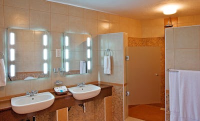 Presidential Suite Bathroom