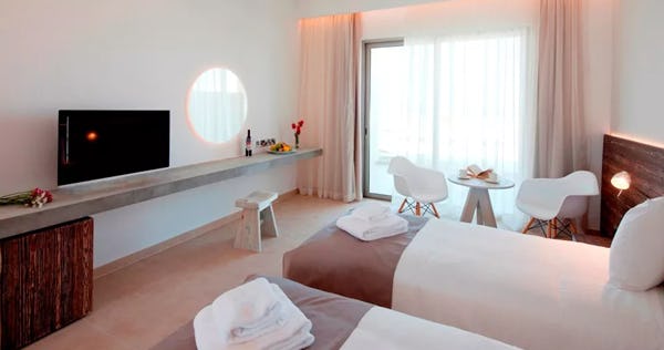 Comfort Room with Airport Transfer