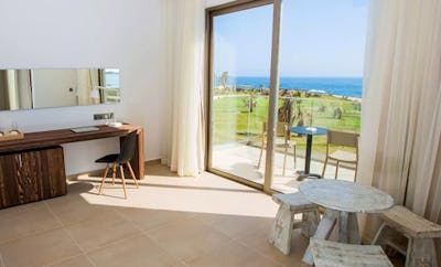 One Bedroom Superior Suite Sea View