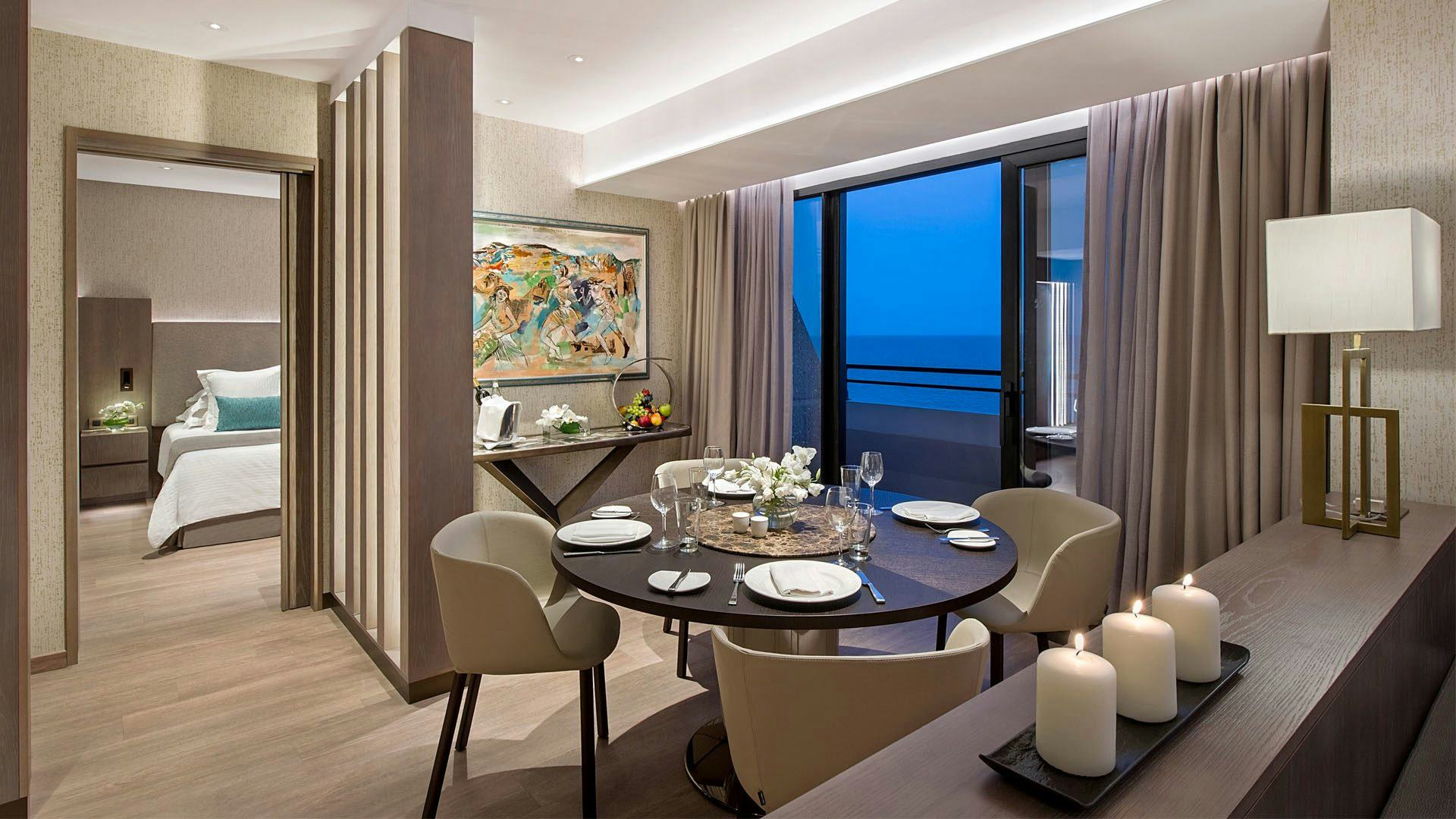 amthus-beach-hotel-cyprus-grand-sea-view-suite_12853