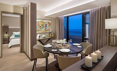 GRAND SEA VIEW SUITE