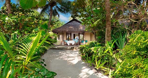 anantara-dhigu-resort-and-spa-maldives-sunset-beach-villa_117