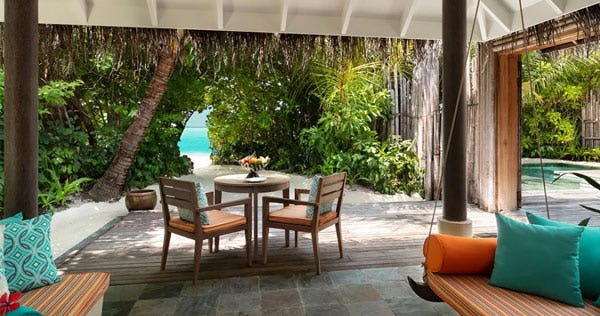 anantara-dhigu-resort-and-spa-maldives-two-bedroom-anantara-beach-pool-villa-01_117