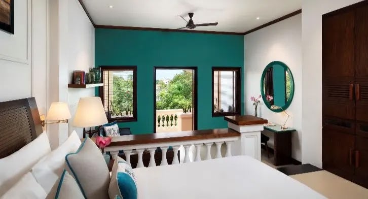 Premium River View Suite