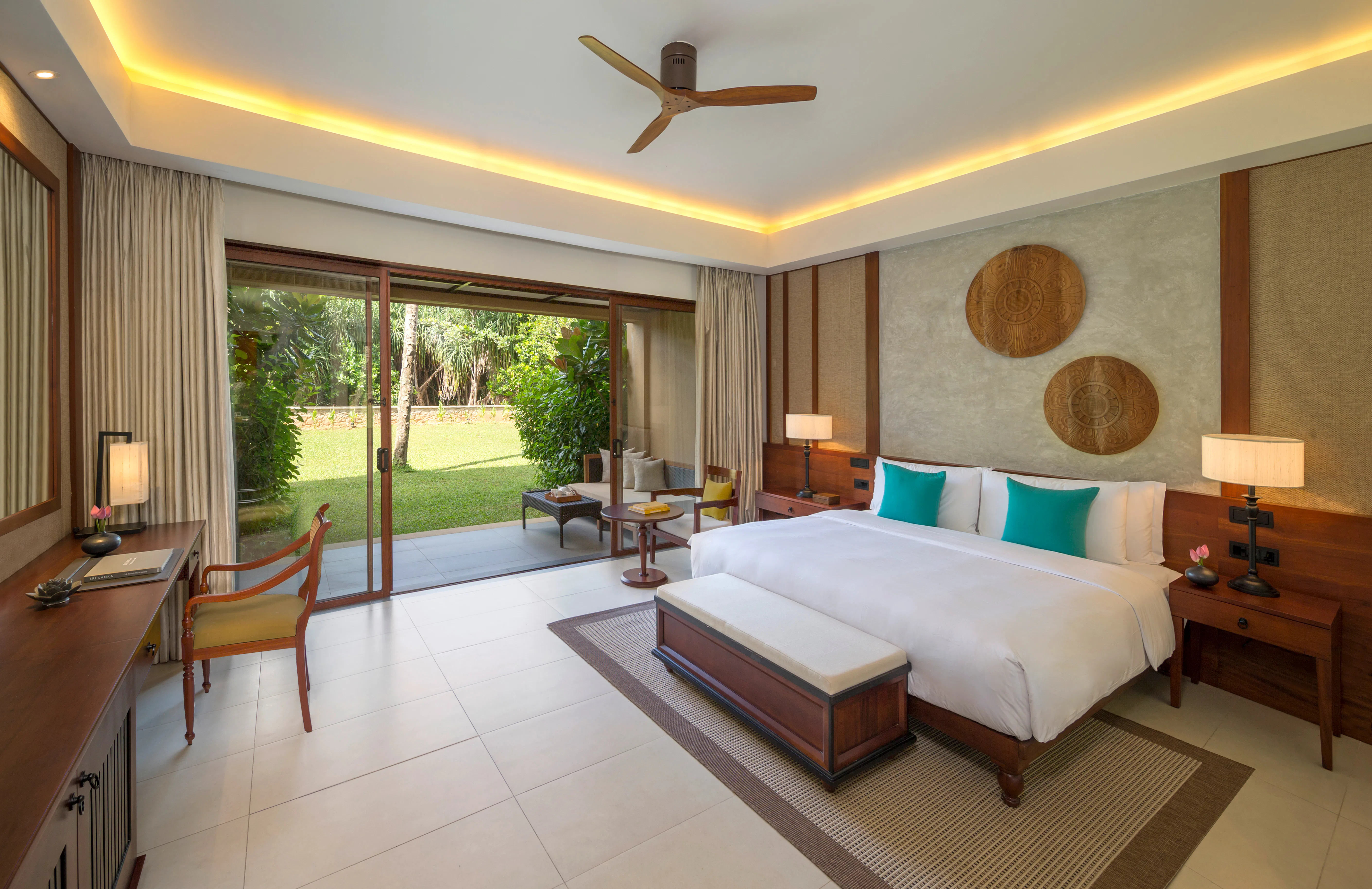 anantara-kalutara-resort-sri-lanka-premier-garden-view-room_7524
