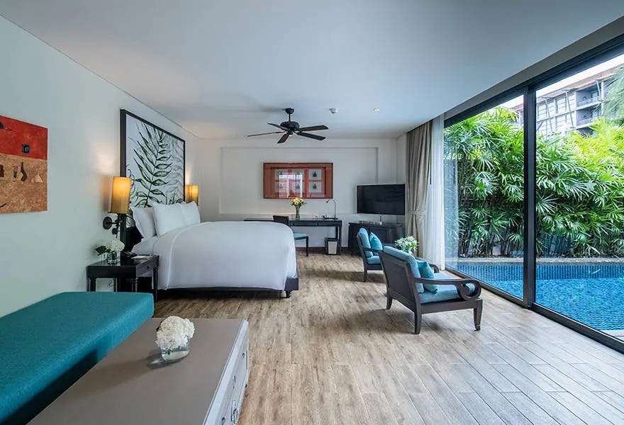 THREE BEDROOM CONNECTING DOUBLE POOL PAVILION