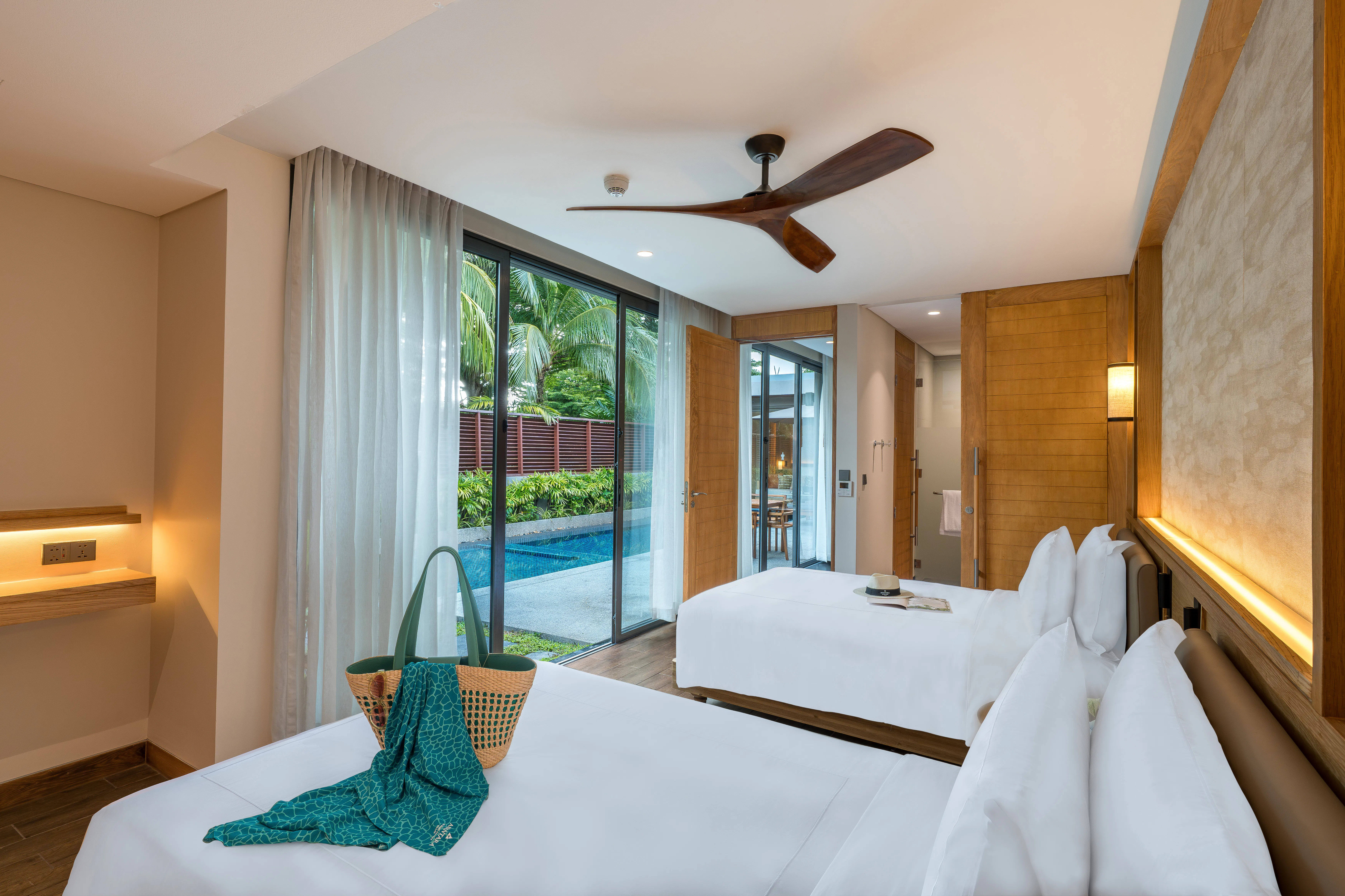 anantara-mai-khao-phuket-villas-two-bedroom-pool-pavilions-room-02_7406