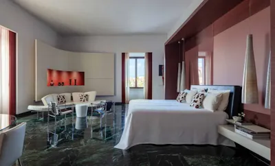 Suite Executive View