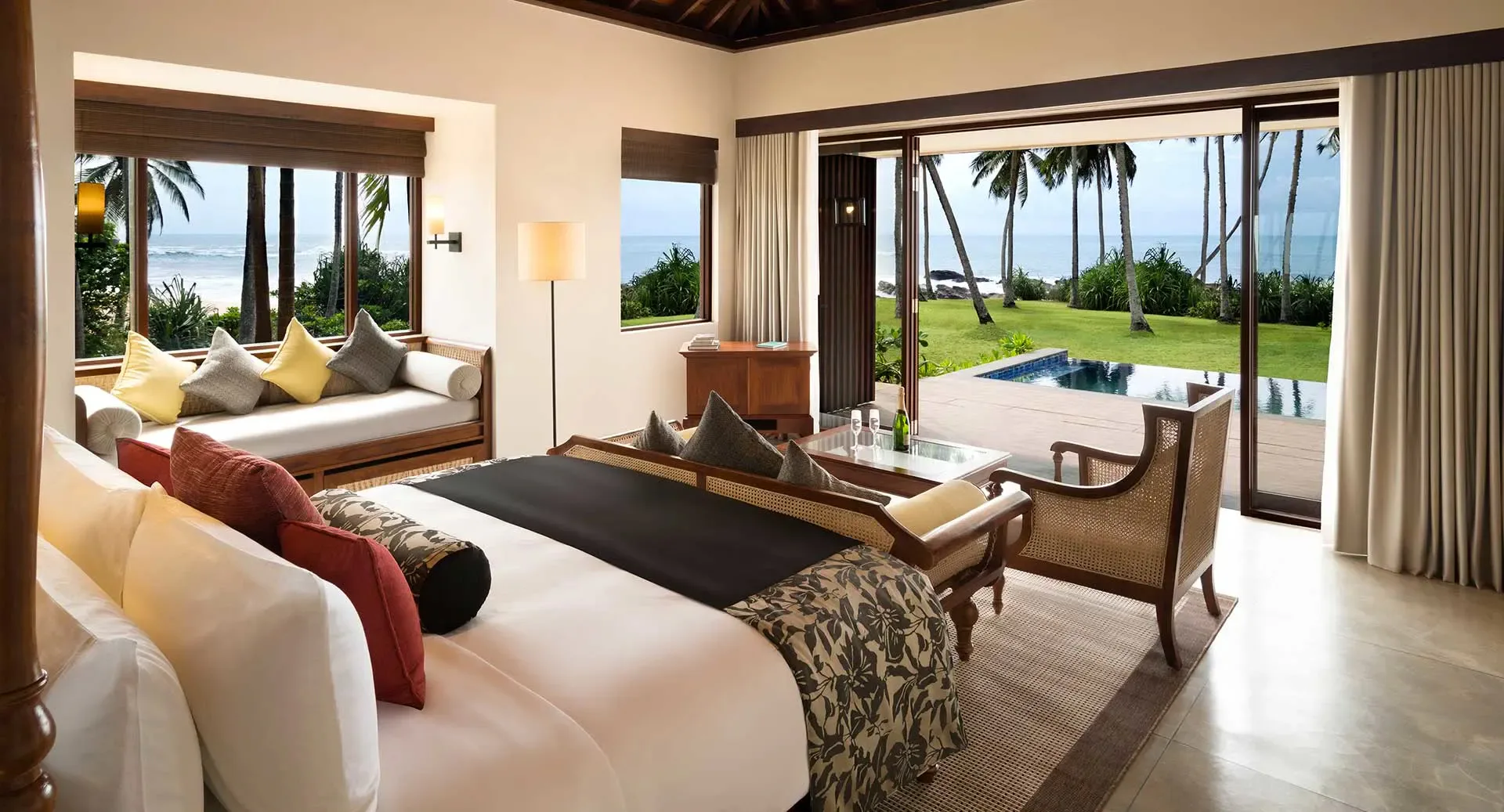 anantara-peace-haven-tangalle-resort-beach-pool-villa-01_6490