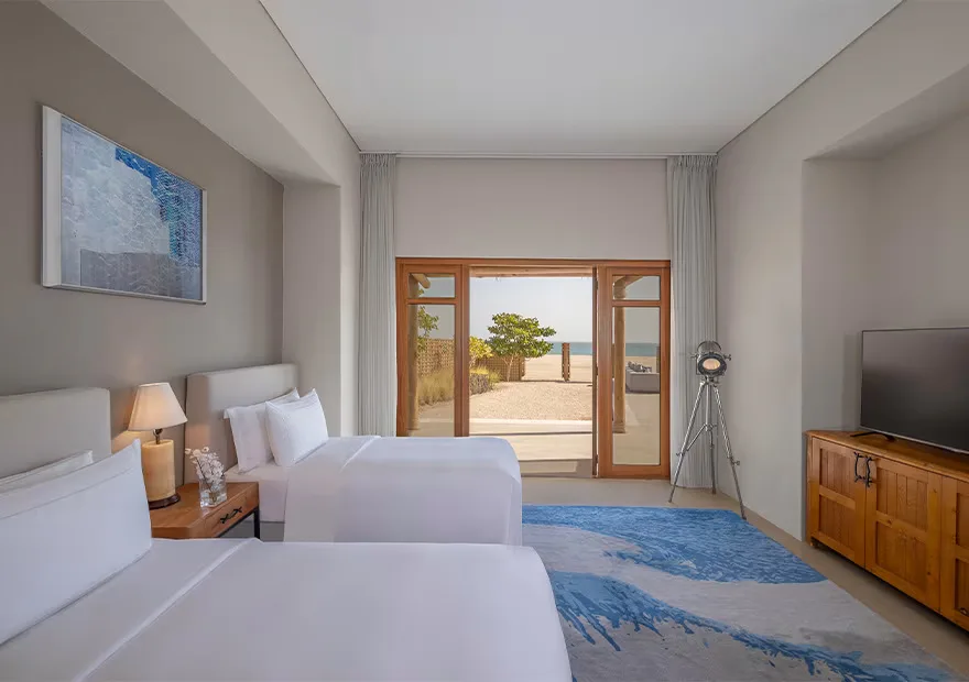 anantara-sir-bani-yas-island-al-yamm-villa-resort-two-bedroom-anantara-pool-villa-01_4796