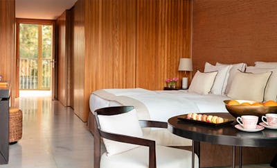 TWO BEDROOM DELUXE FAMILY ROOM