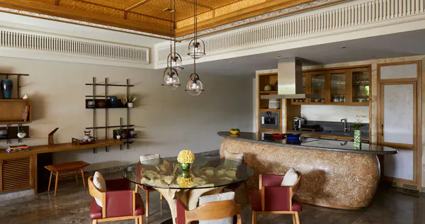 2 Bedroom Beach Villa with 2 Twin Beds in each room