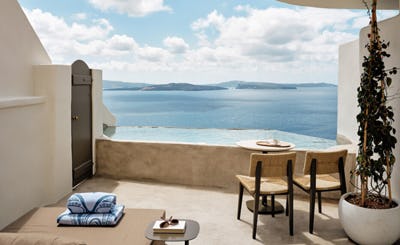 andronis-boutique-hotel-santorni-greece-signature-suite-01_12891
