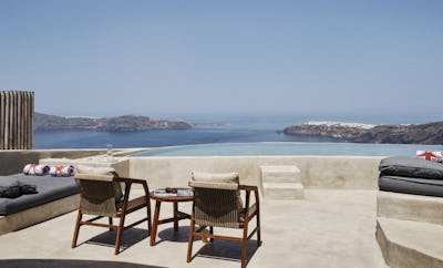 Executive Villa with Infinity Pool