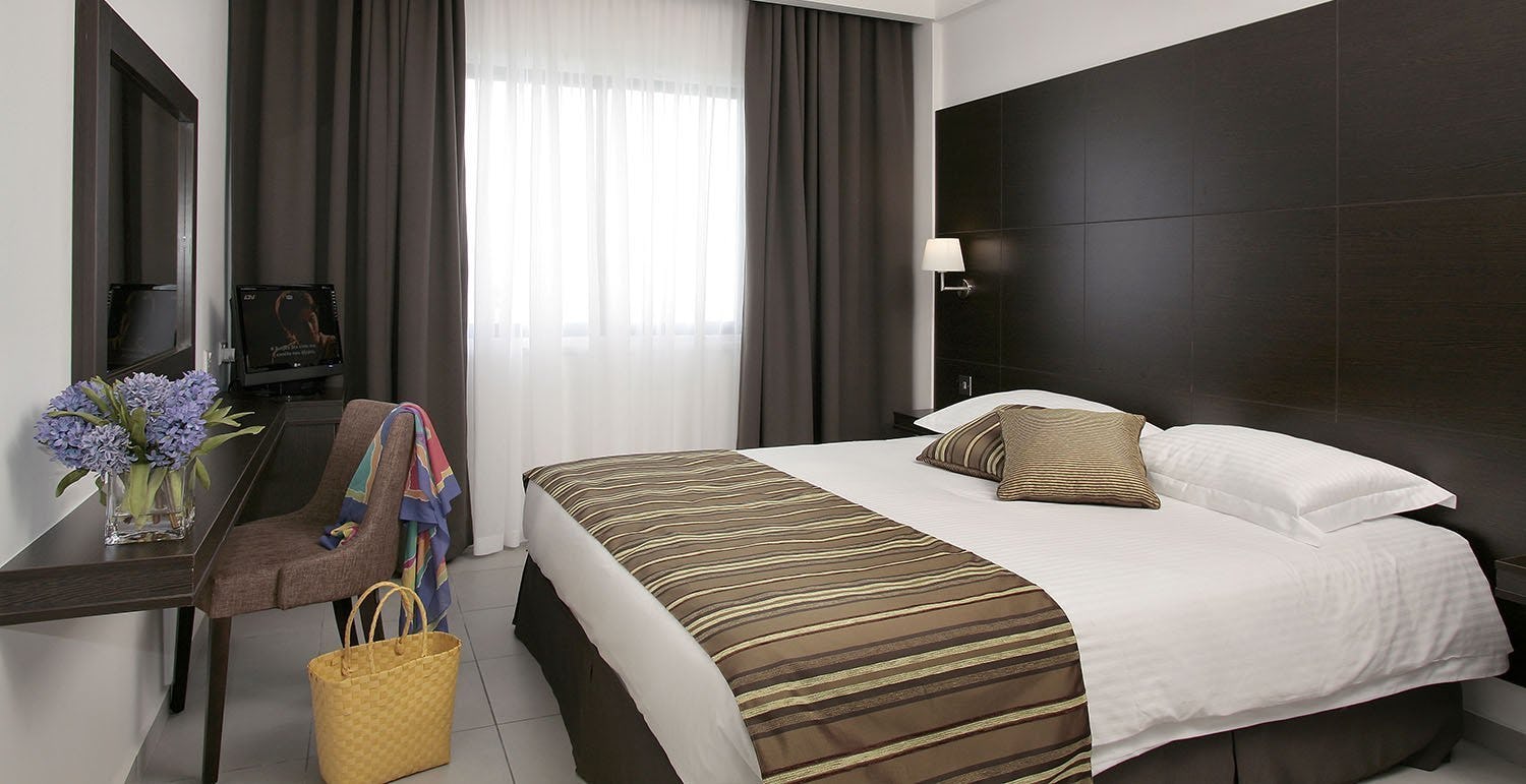 One Bedroom Apartment