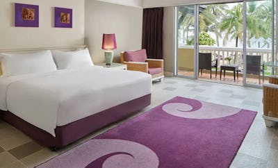 Laguna Beachfront Room - King