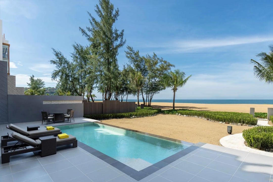 Beachfront Two-Bedroom Pool Suite