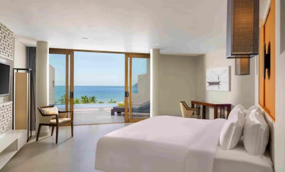 Seaview One-Bedroom Pool Suite