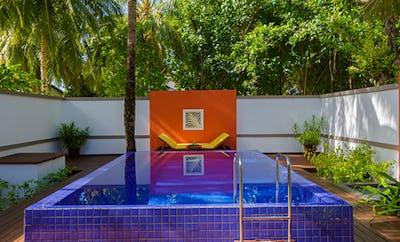 Deluxe Beachfront Pool Villa