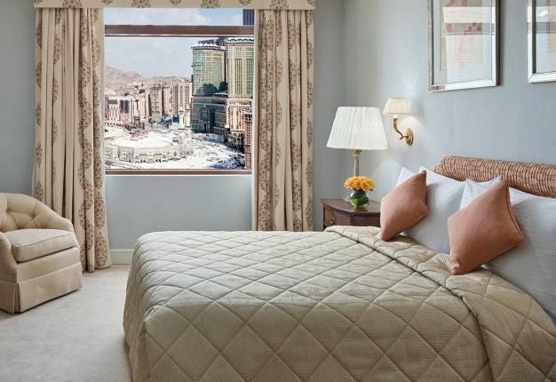 LUXURY SUITES GRAND PRESIDENTIAL SUITE