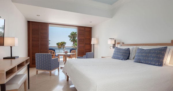 Deluxe Sea View Room