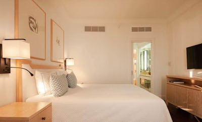 Two Bedroom Deluxe Sea View Suite