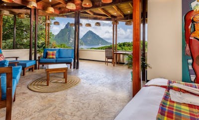 Hillside Deluxe Rooms