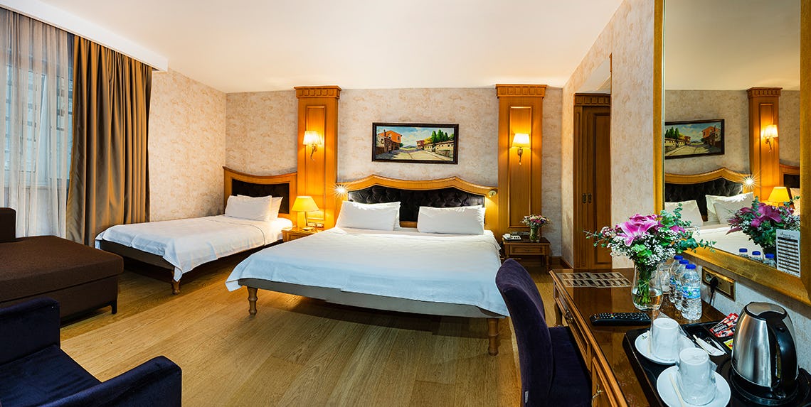 aprilis-hotel-istanbul-triple-room_5489