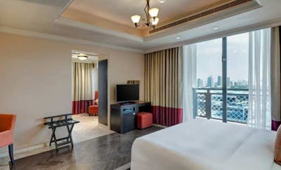 CITY VIEW ONE BEDROOM APARTMENT